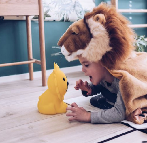 Lion First Light lamp