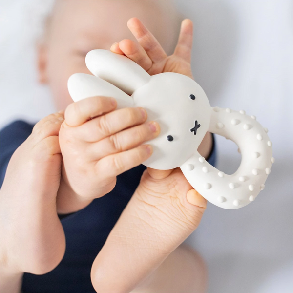 miffy biderangle Teether Boy in Nature Rubber