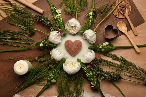 Volcanic Clay Heart  - Konjac Face Sponge