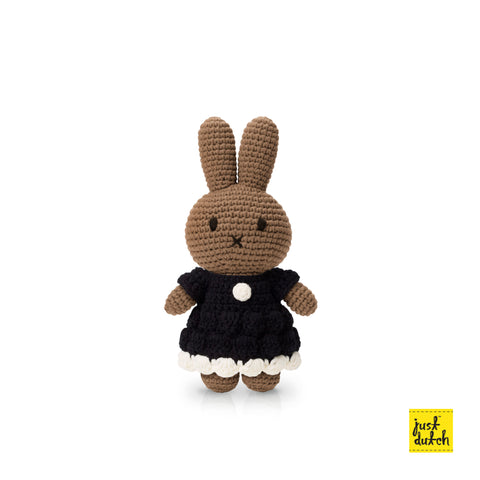 melanie handmade and her black dress
